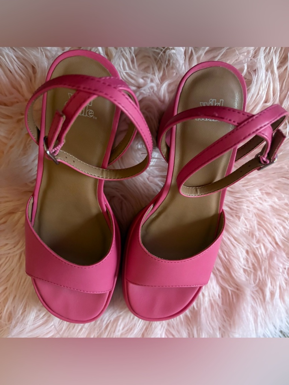Hot Pink Platform Heels - Picture 3 of 7